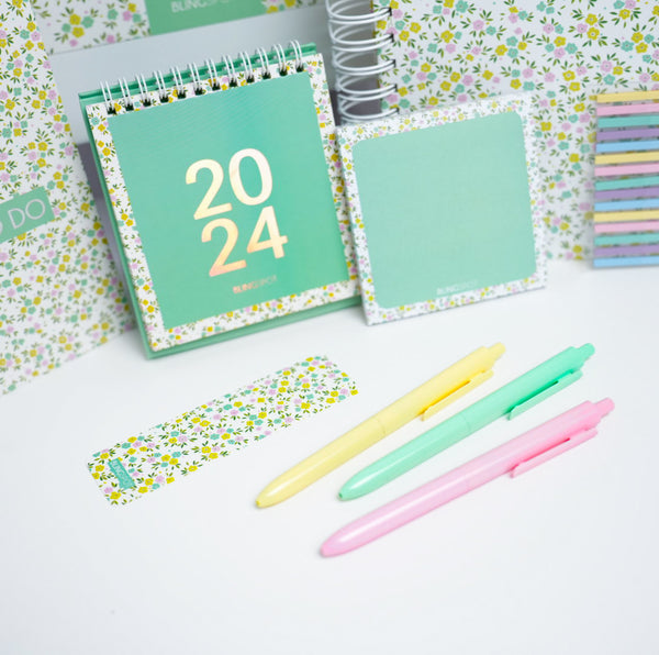 POPPY 2024 DATED YEARLY PLANNING KIT The Blingspot Studio