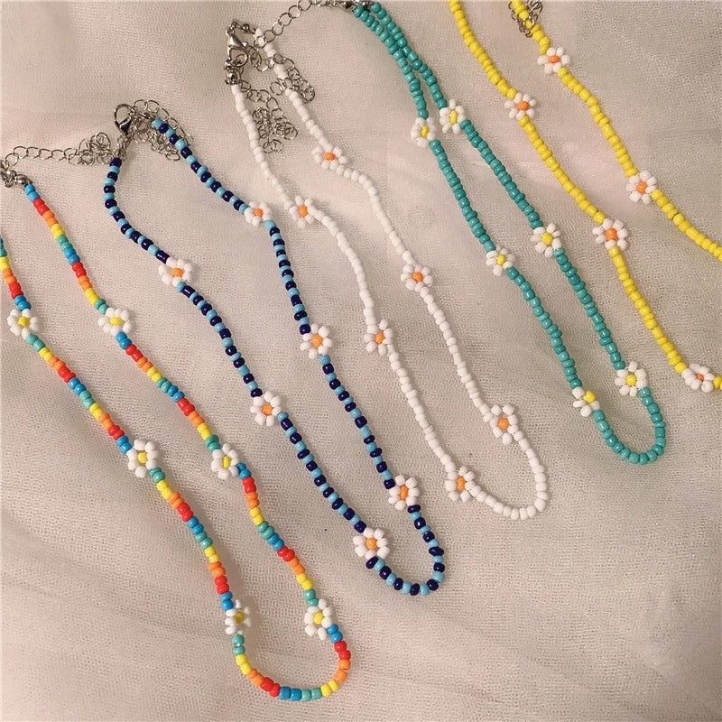 Flower Beaded Necklace – The Blingspot Studio