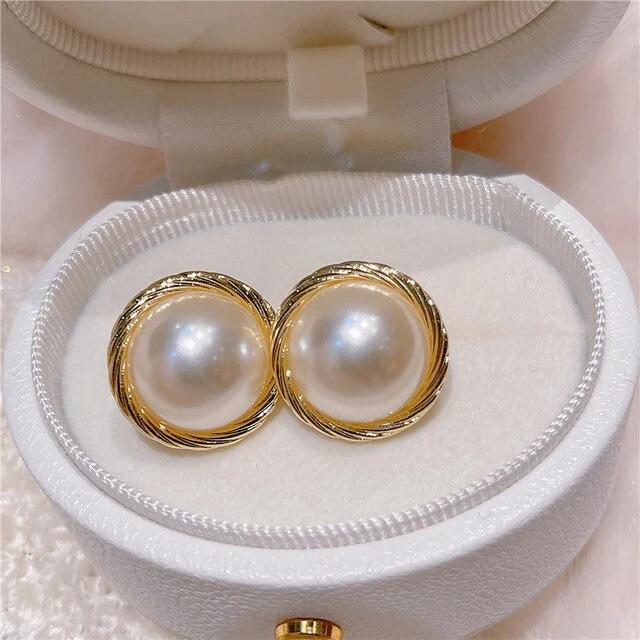 Pearl Round Gold - Earrings