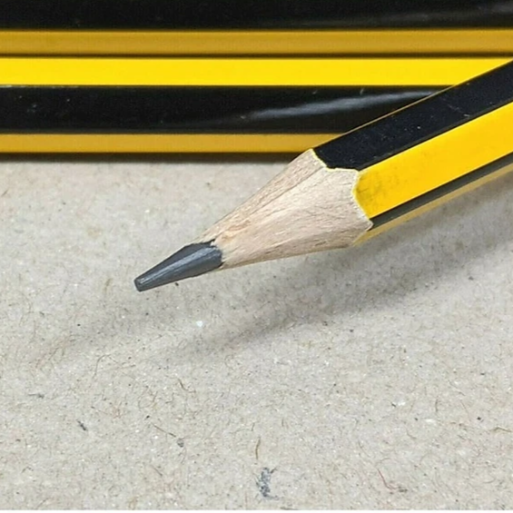 M&amp;G HB Yellow Stripes  - Pencil