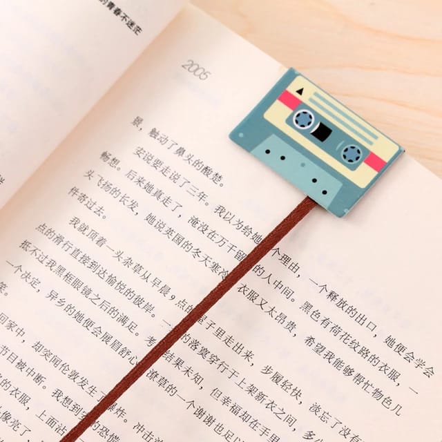 Long Tail Magnetic  - Bookmark