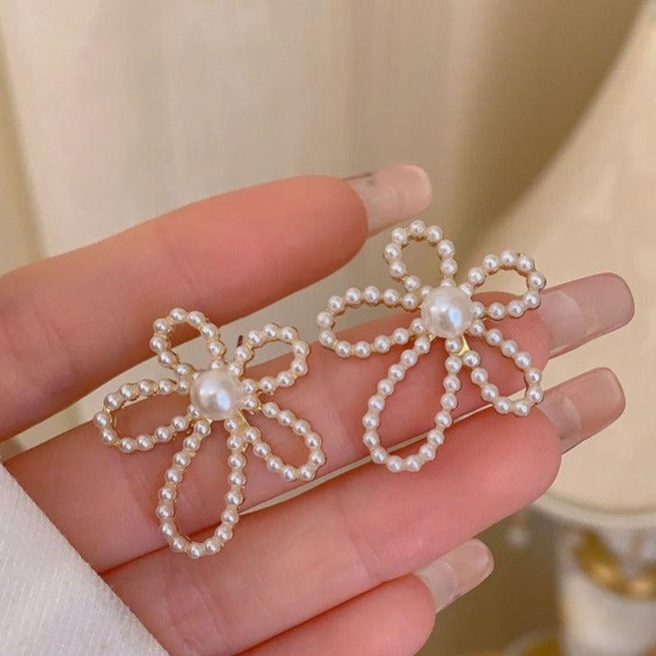 Pearly Flower - Earring