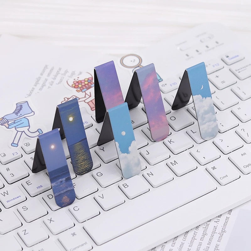 Fantasy Magnetic Bookmark Set Of 2 - Style 1