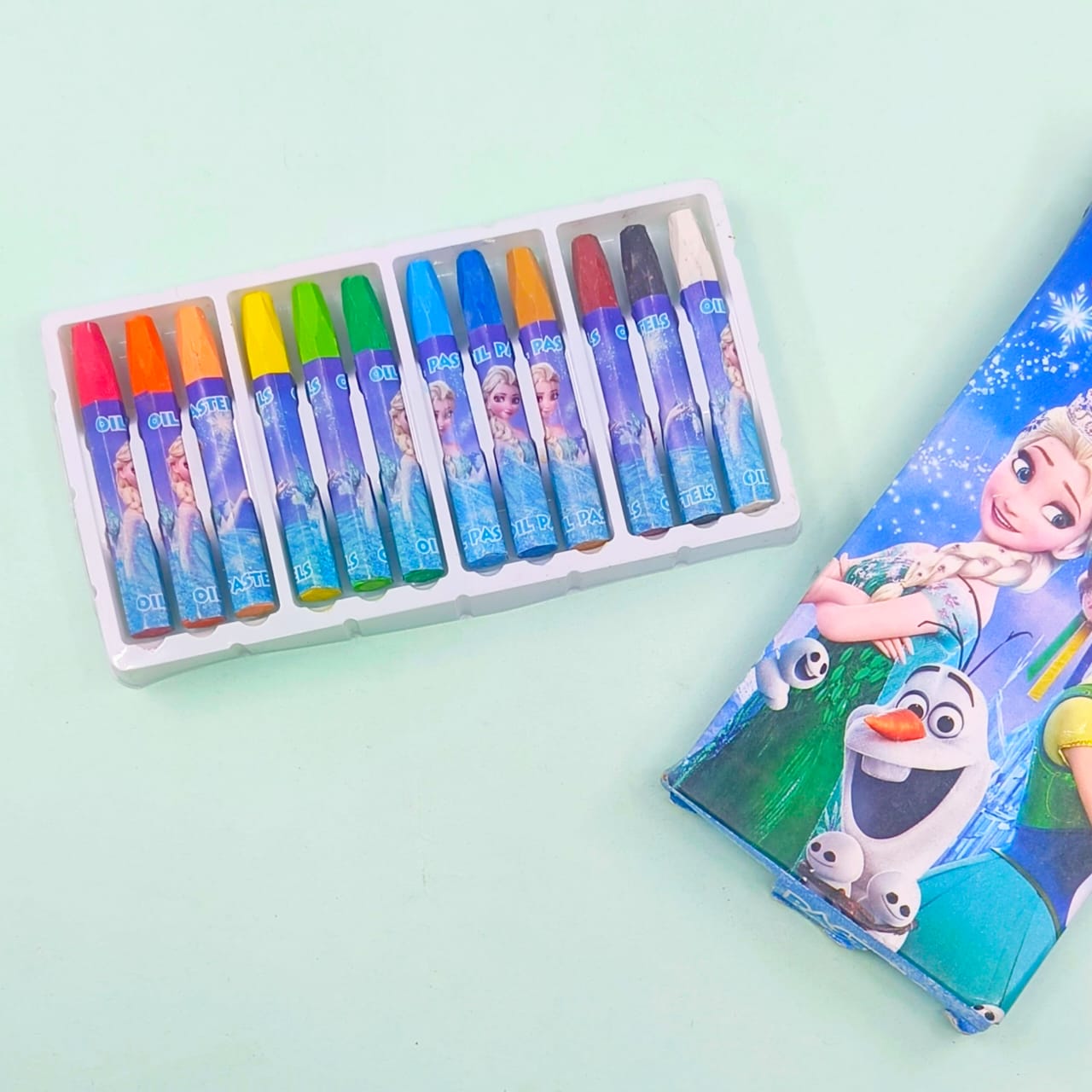 Frozen  Oil Pastels - Set of 12