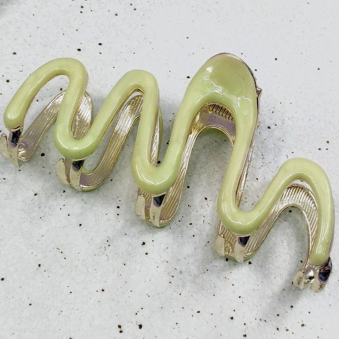 Wave - Hair Claw Style 7