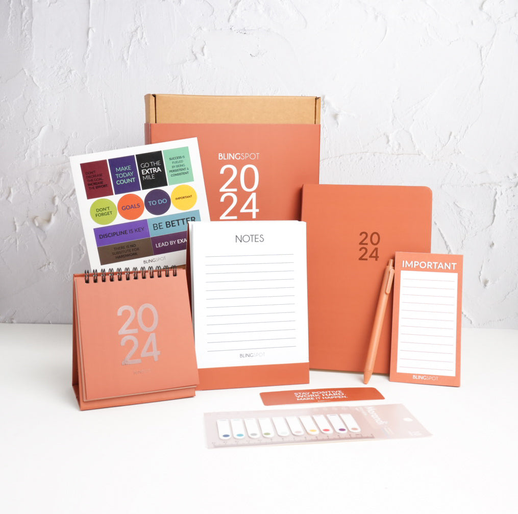 MOCHA - 2024 DATED YEARLY PLANNING KIT