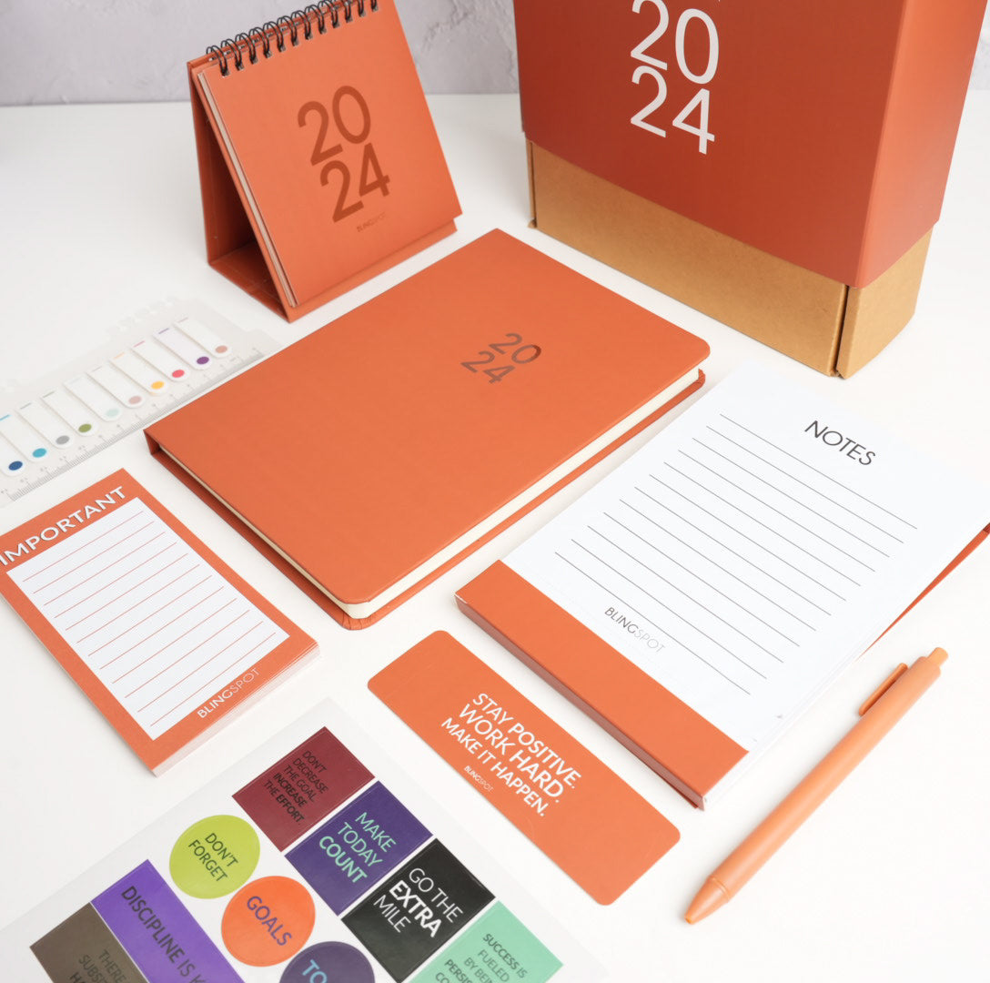 MOCHA - 2024 DATED YEARLY PLANNING KIT