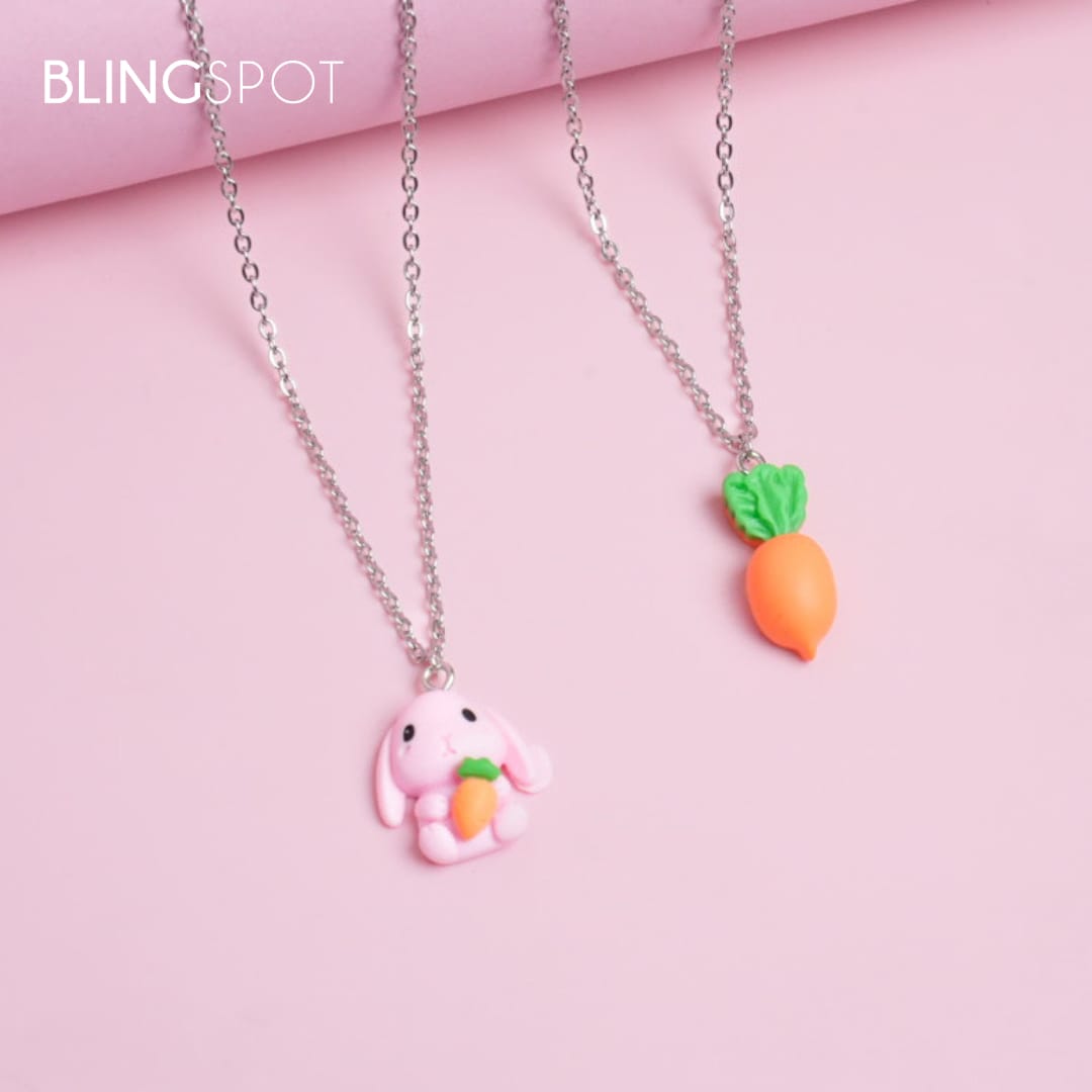 Bunny &amp; Carrot - Necklace
