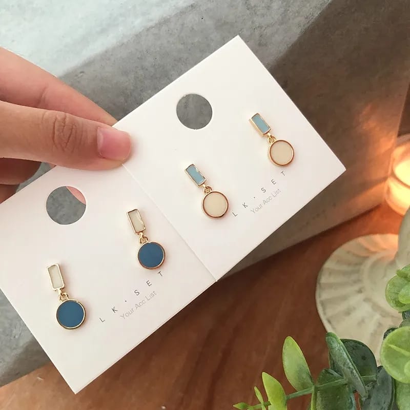 Dangling Circles - Earrings