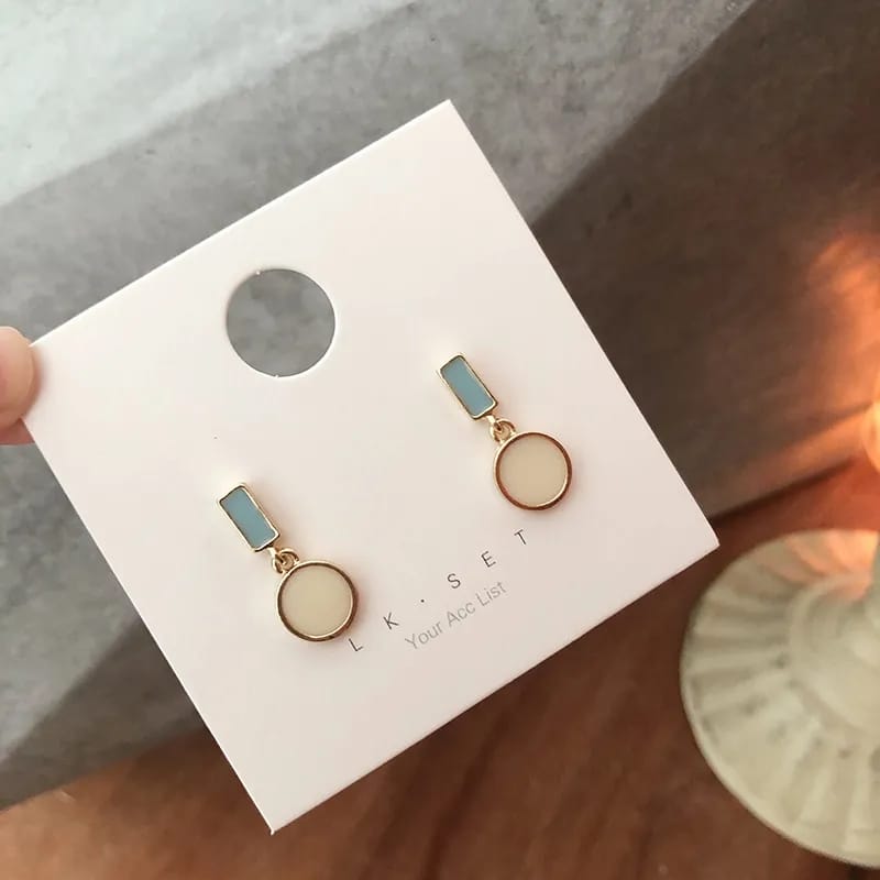 Dangling Circles - Earrings