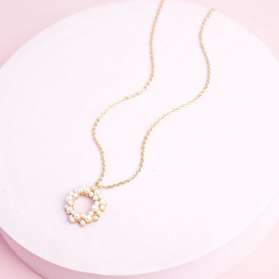Pearly Circle - Necklace