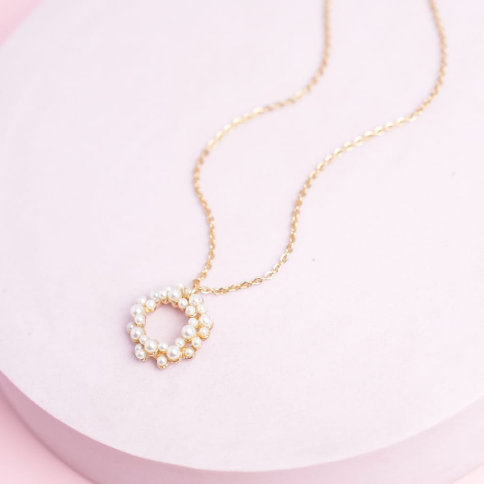 Pearly Circle - Necklace