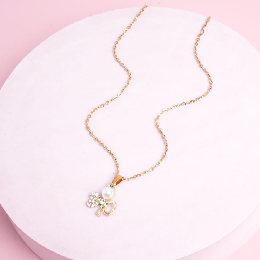 Fancy Clover Leaf - Necklace
