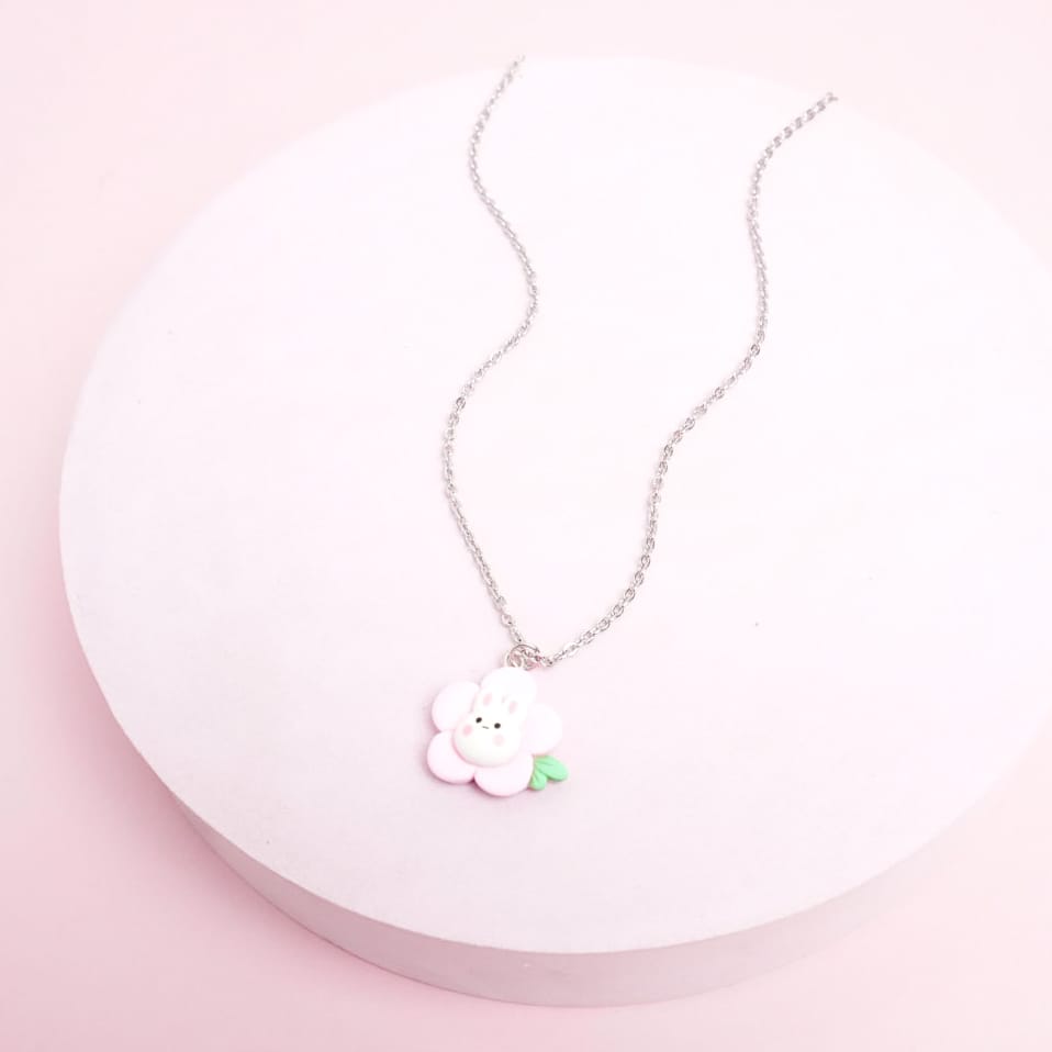 Bunny Flower - Necklace