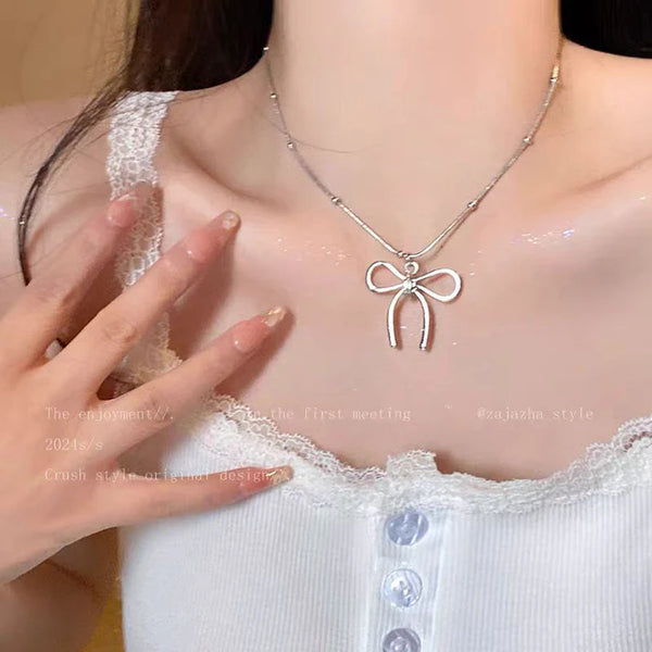 Bow Silver Chain - Necklace