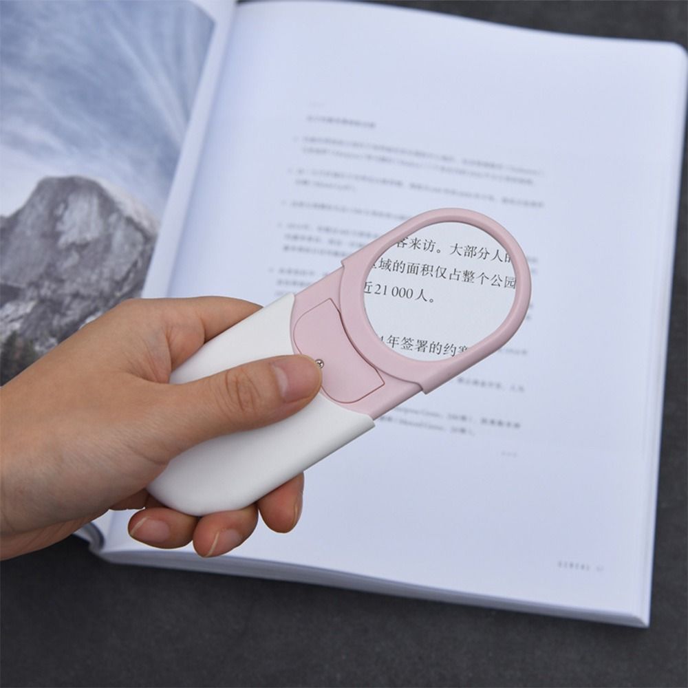 M&amp;G Magnifying Glass With led Light