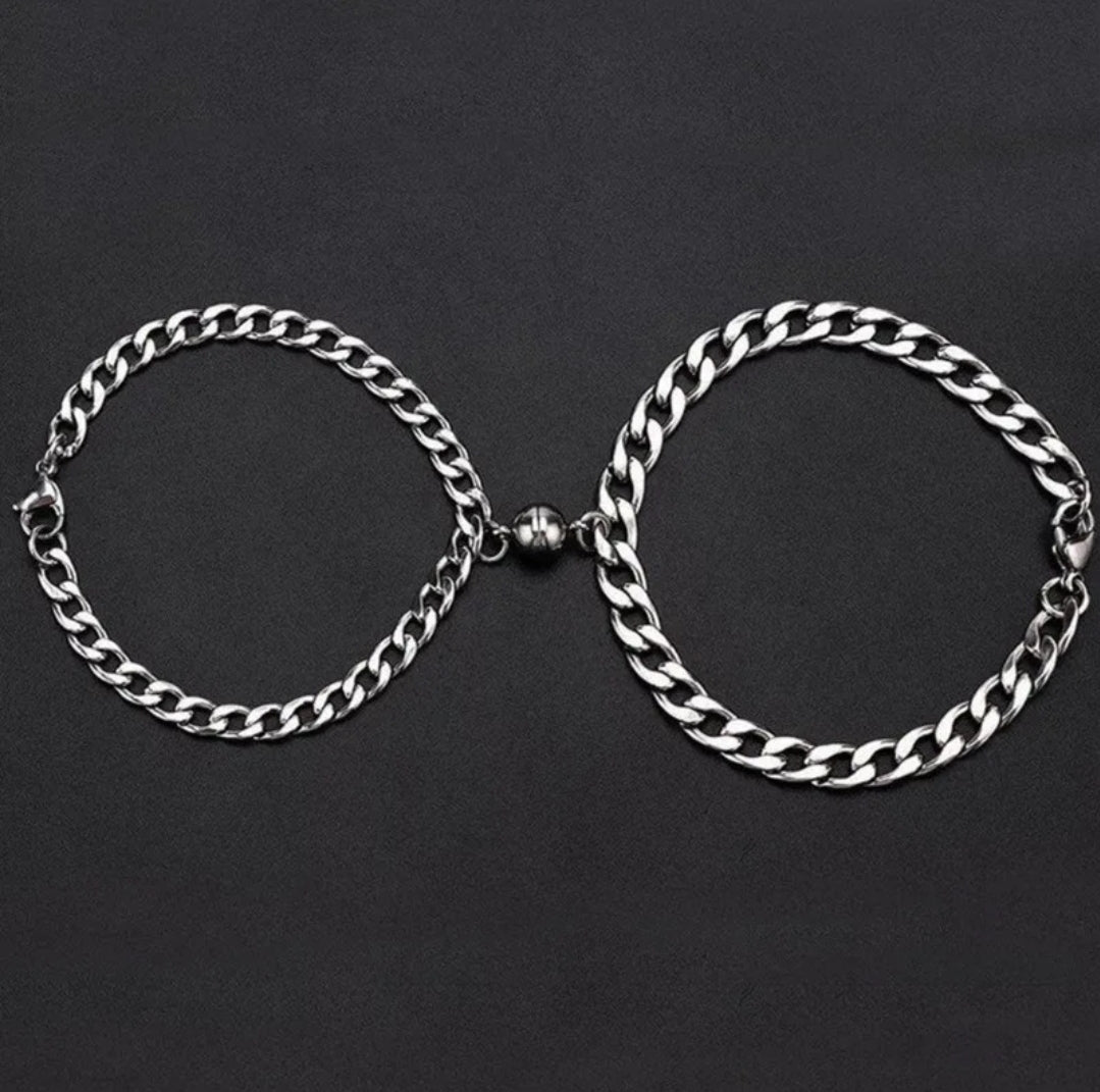 Silver Couple - Bracelet Set Of 2