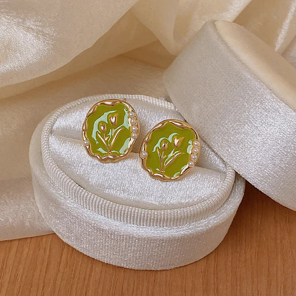 Gold Flower Green Round  - Earring