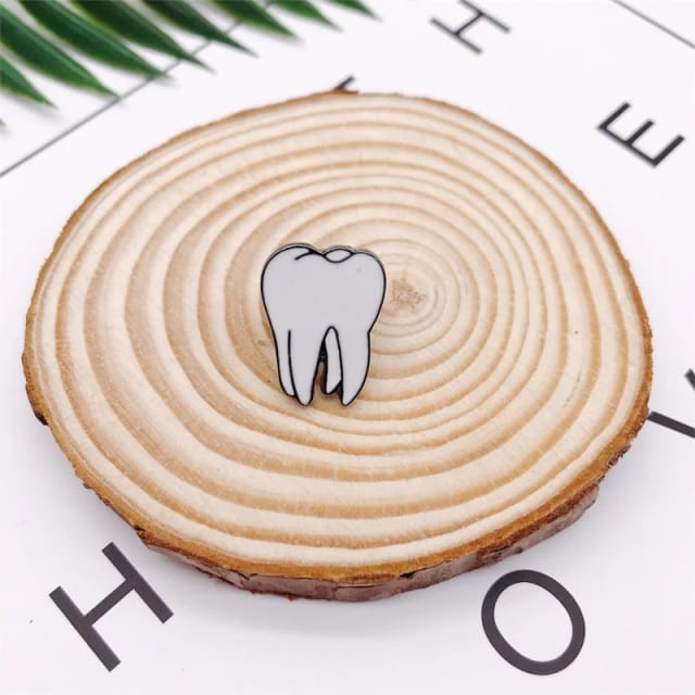 Tooth - Dentist Enamel Pin