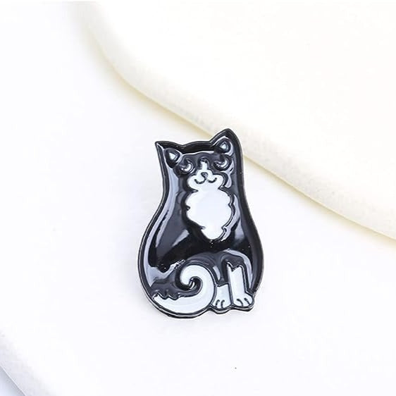 Black Cat - Enamel Pin