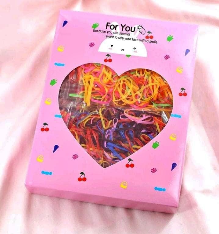 Heart Hair Accessories Box Set Of 830 Pieces