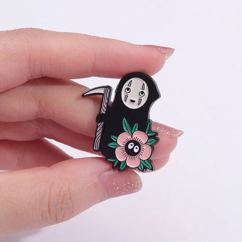 No Face Totoro - Enamel Pin