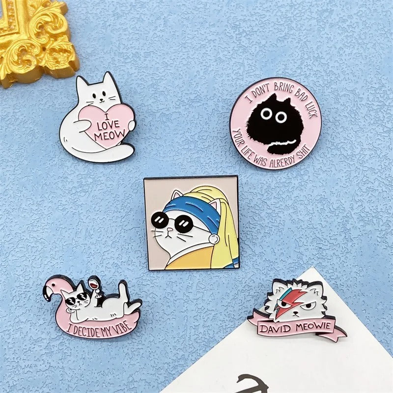 White Cool Cat - Enamel Pin