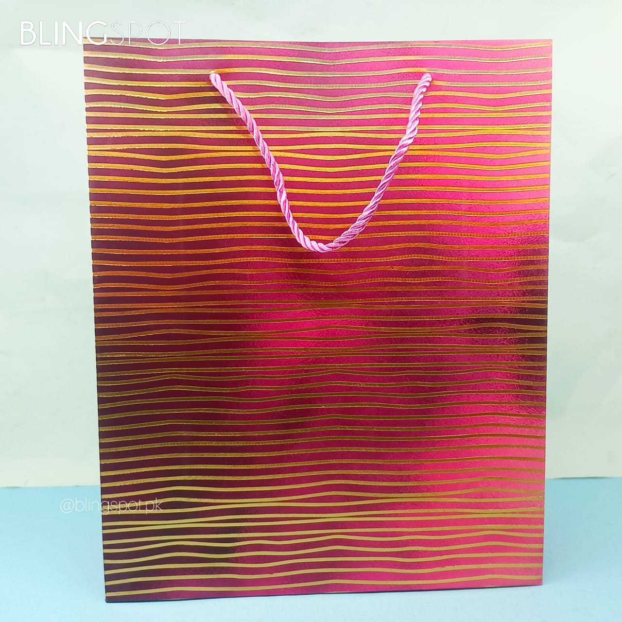 Gold Foil Lines - Gift Bag