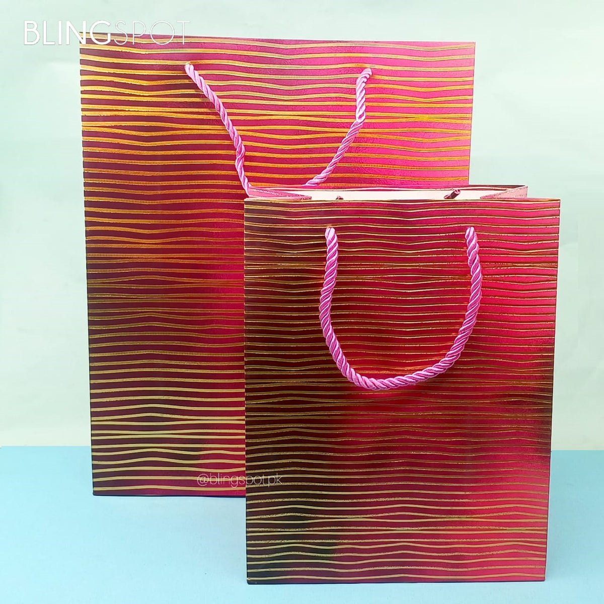 Gold Foil Lines - Gift Bag