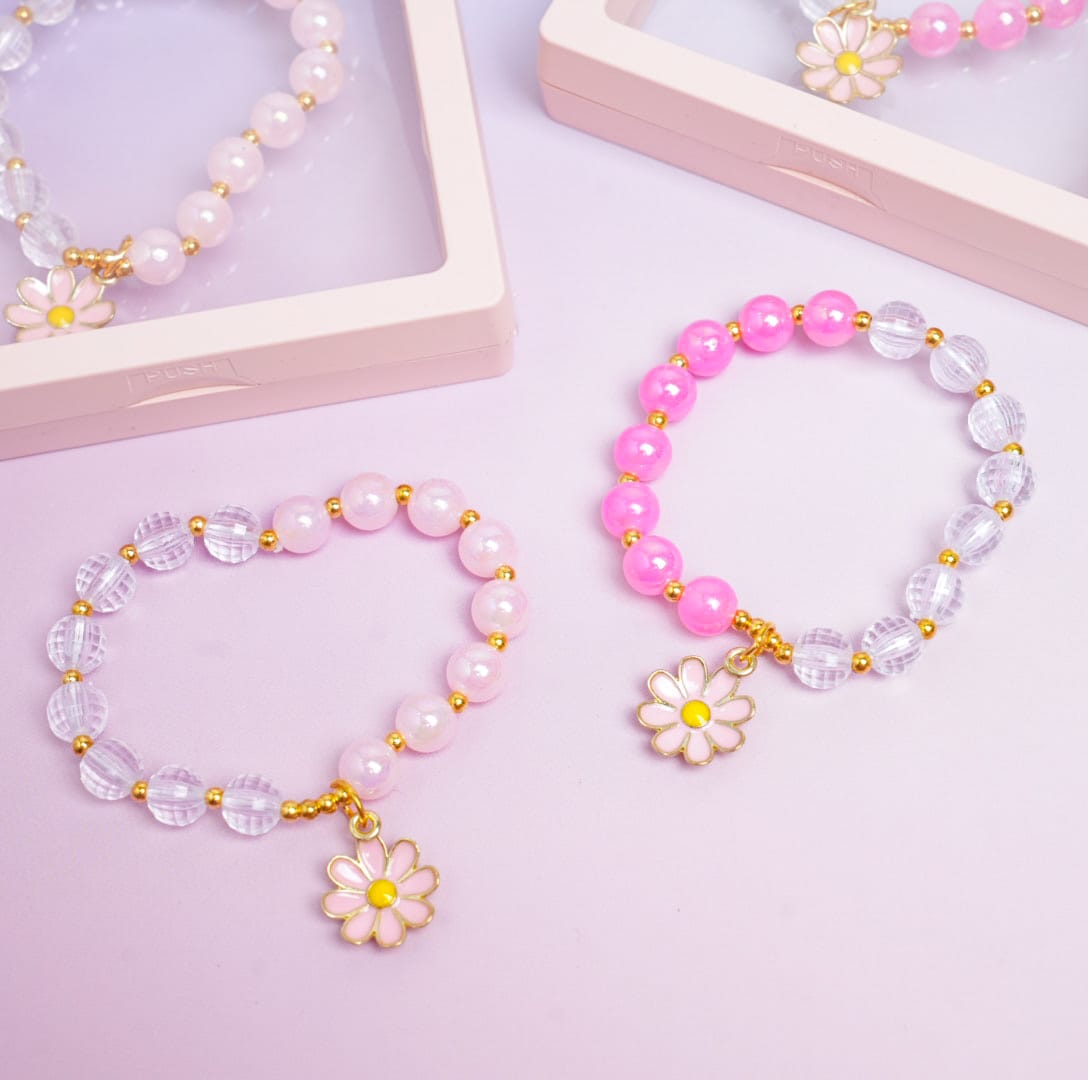 Daisy Charm Beaded Pink Pearls - Bracelet