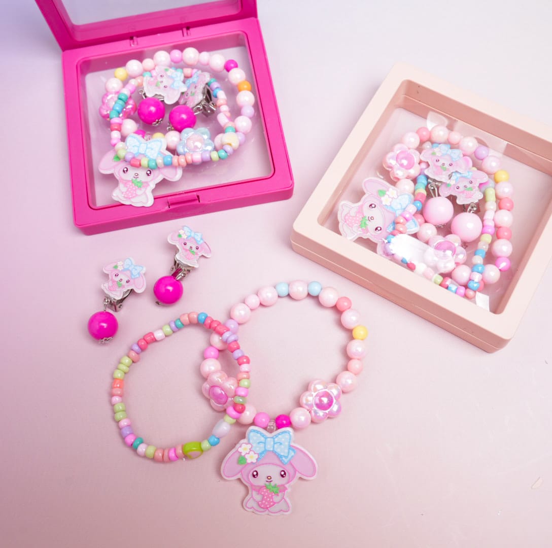 My Melody &amp; Flower Beaded Pearls - Box Jewelry Set