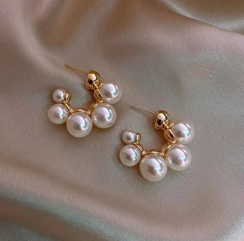 Pearl & Gold Glam - Earring