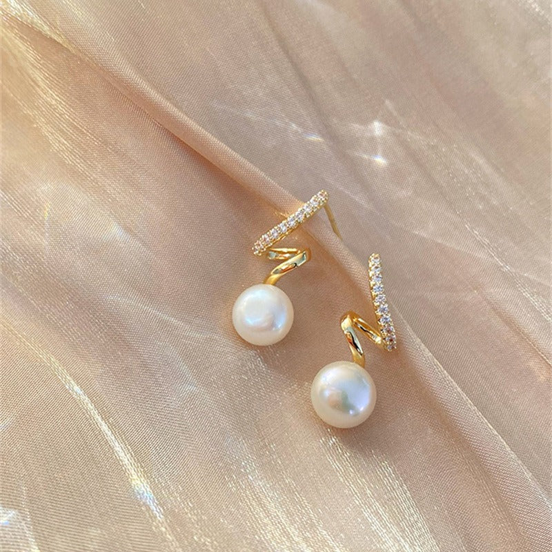 Pearl Zig Zag - Earrings