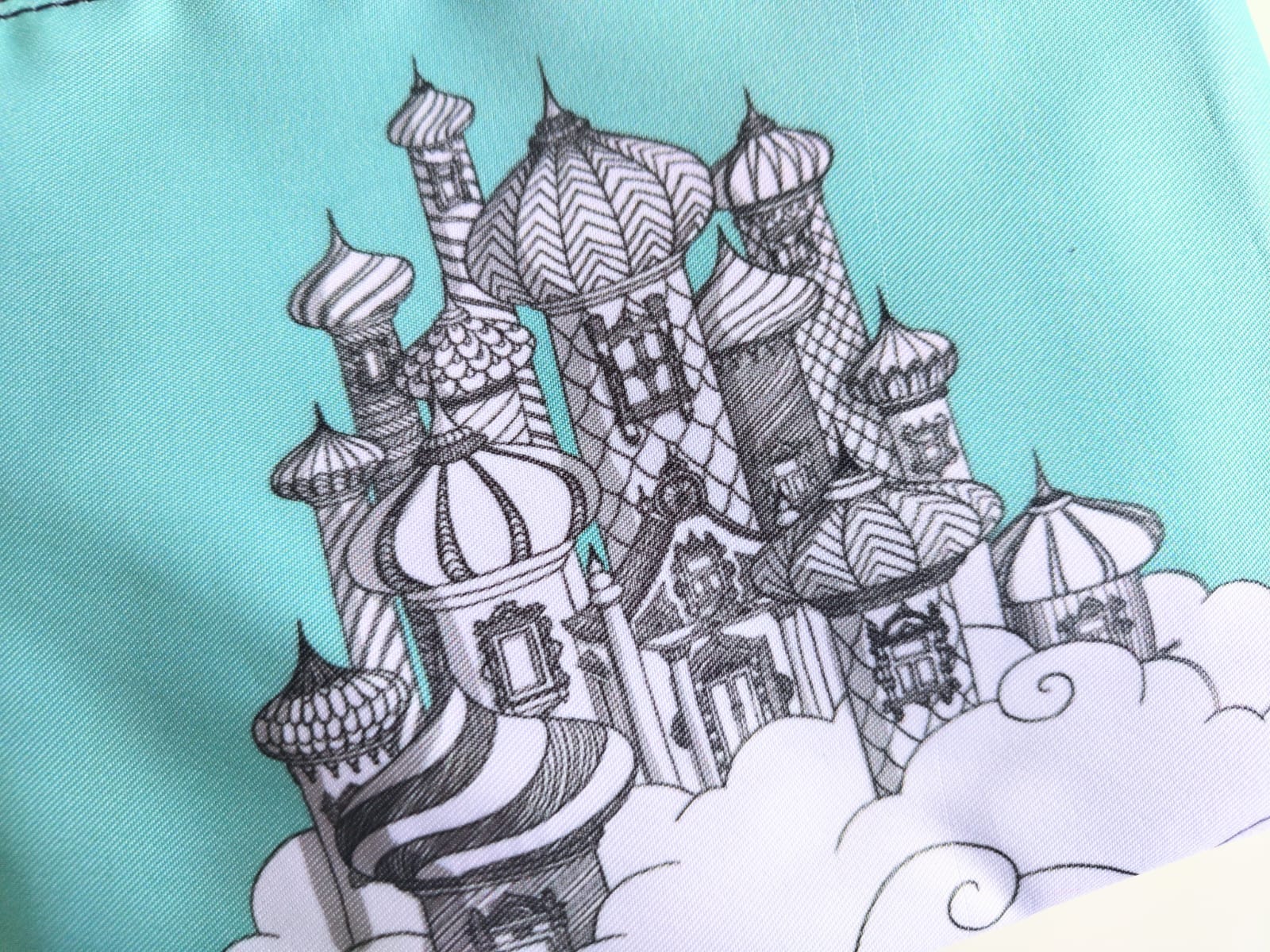 Vintage Castle - Pouch