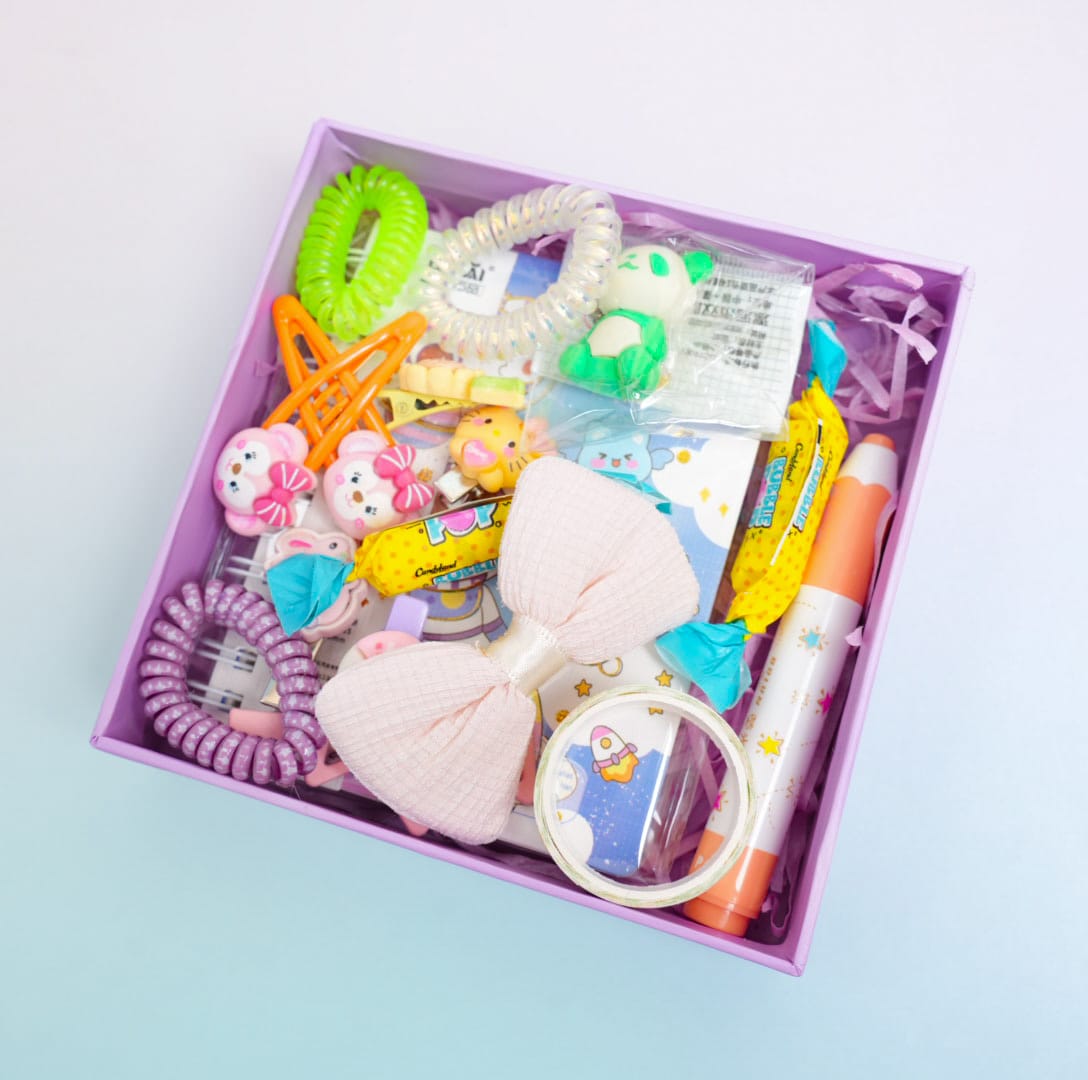 Gift Box 26 - Kids Happy Deal