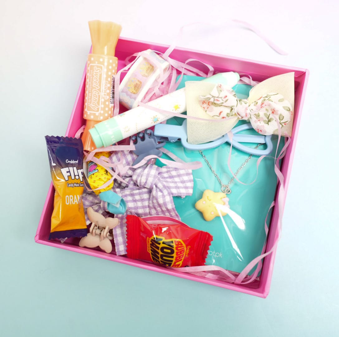 Gift Box 33 - Kids Happy Deal