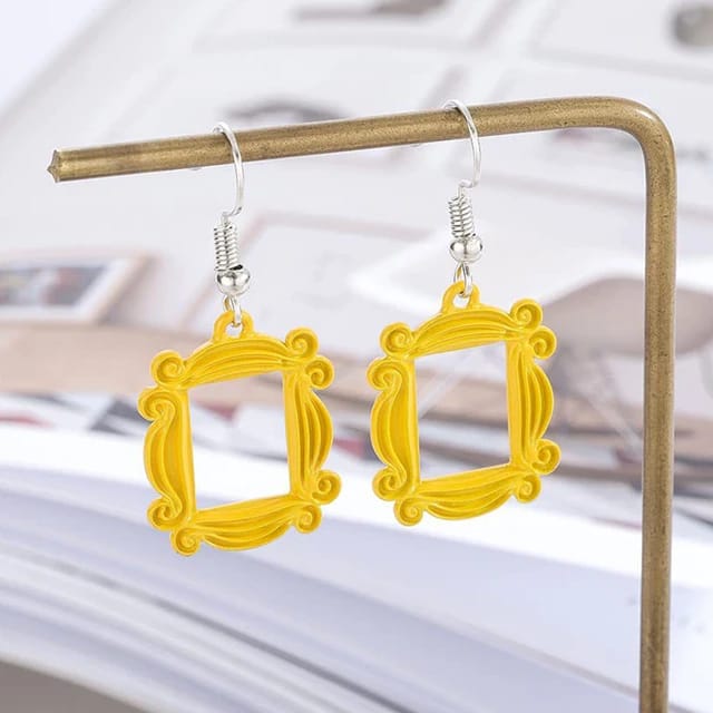 Friends Monica Peephole Frame - Earrings