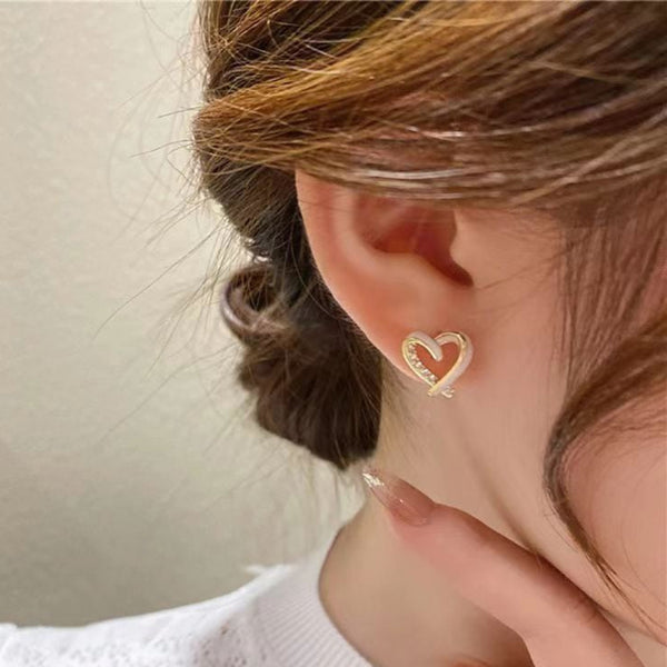White Blinky Heart Gold - Earring