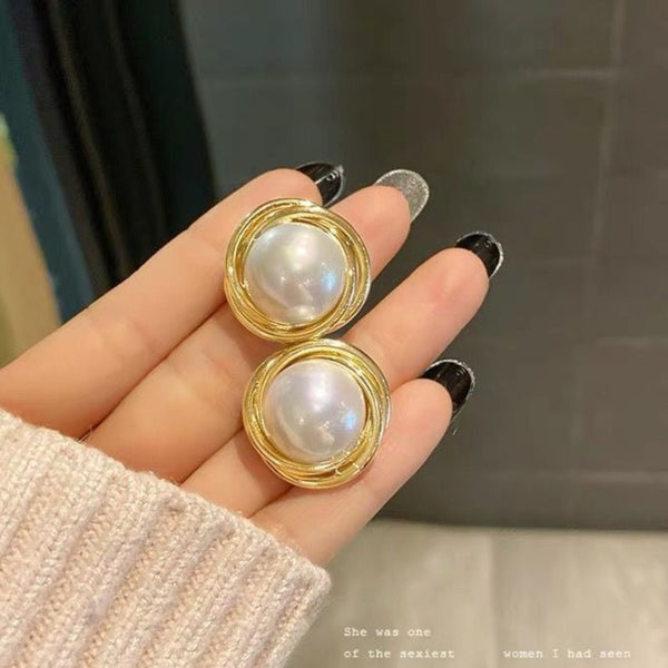 Round Pearl Gold  - Earring