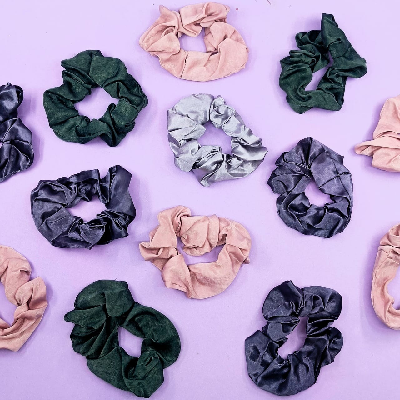 Silky Shiny  - Hair Scrunchie