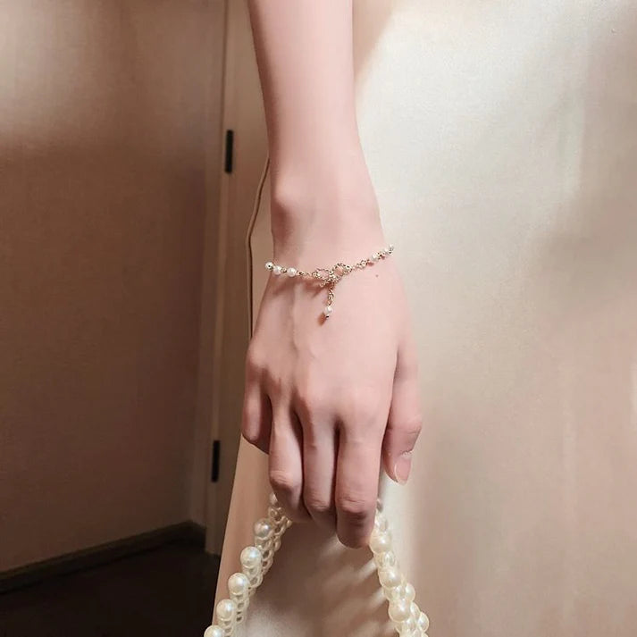 Pearls & Bow  - Bracelet