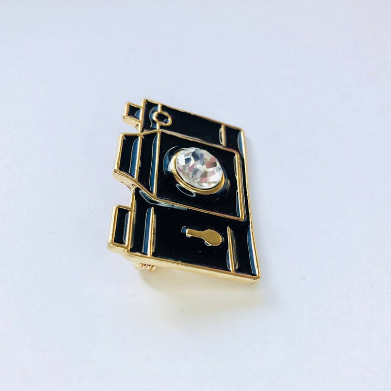 Camera Diamond Brooch - Enamel Pin