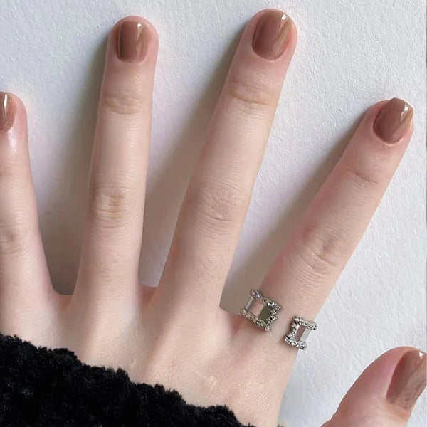 Cinnamon Brown - Press On Nail Set Of 24 + FREE Nail Application Kit