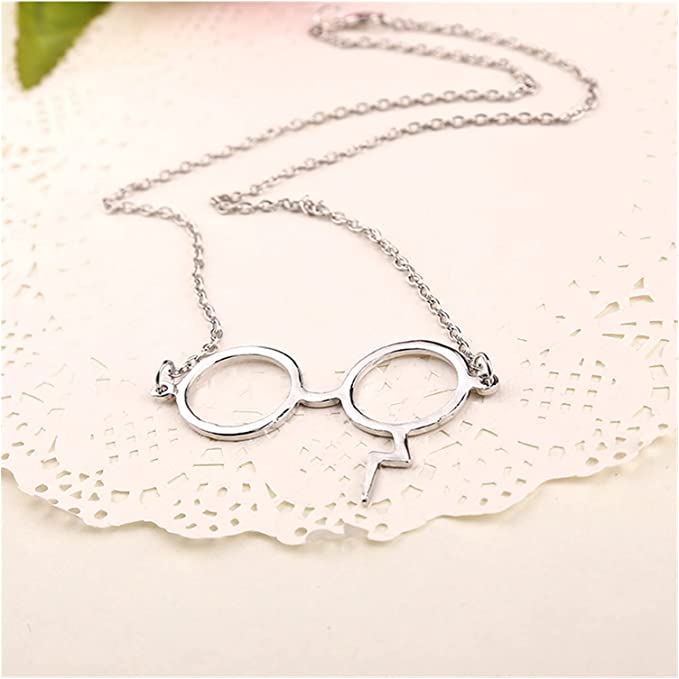 Vintage Harry Medium Glasses - Necklace