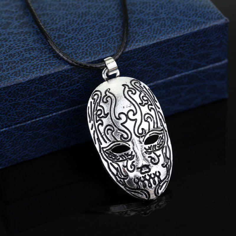 Harry Potter Silver Mask - Necklace