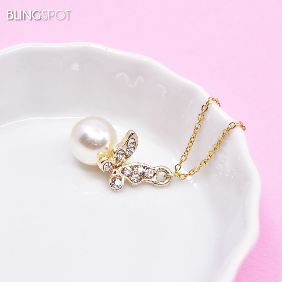 Gold Pearl & Flutter - Necklace