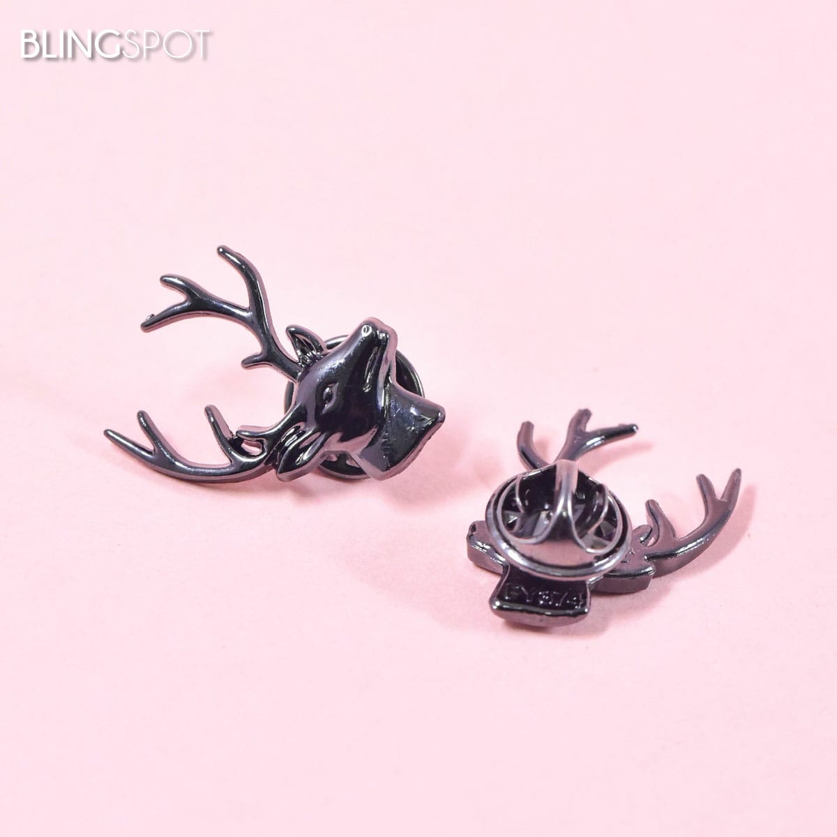 Reindeer Metallic Black - Enamel Pin