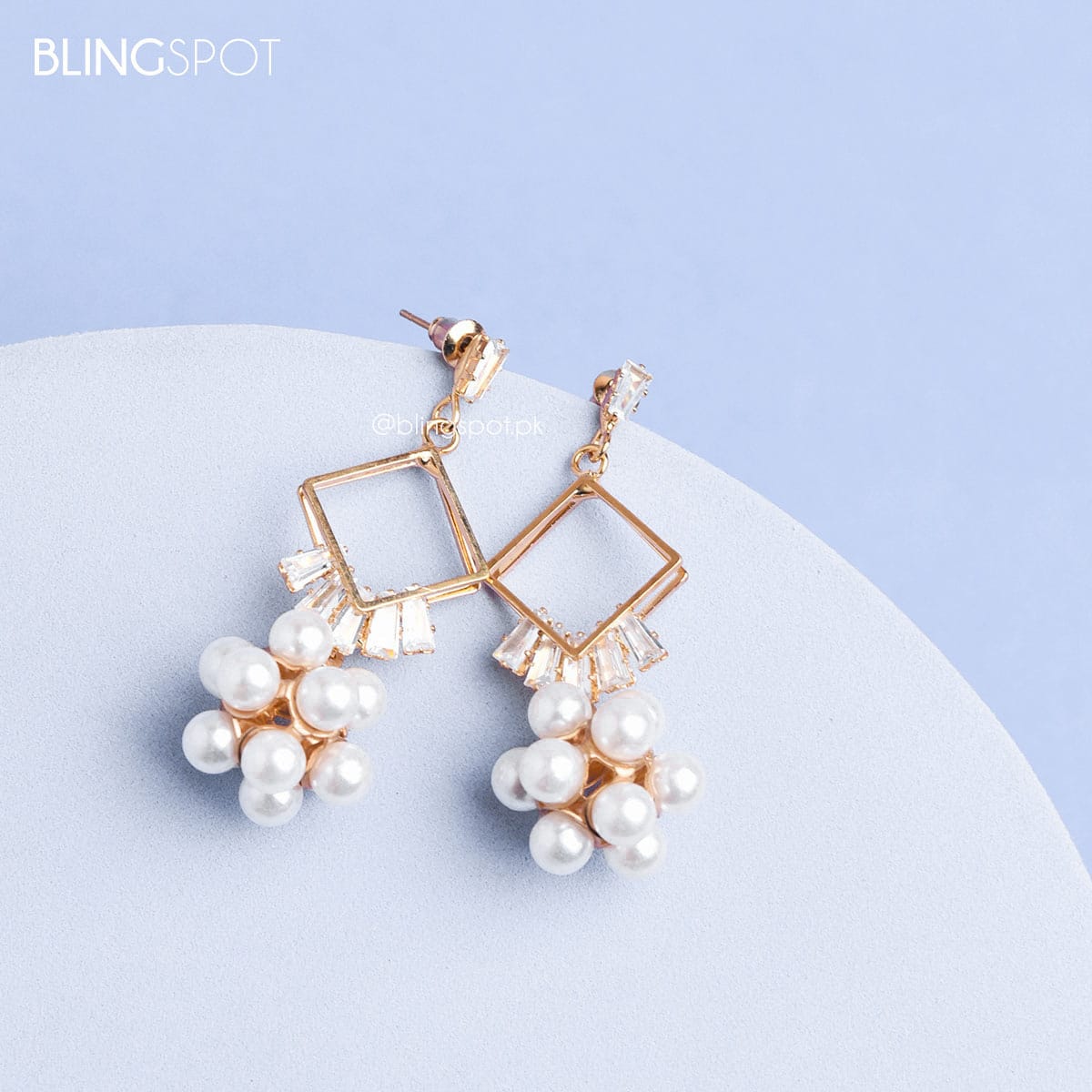 Dangling Style 354 - Earrings