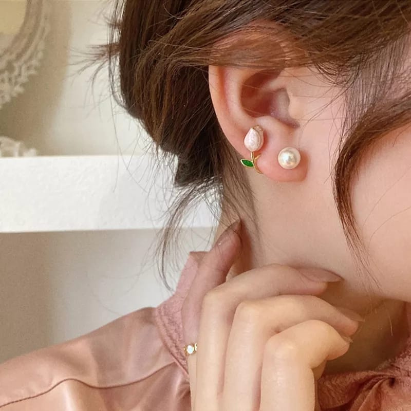 Pearl Rosebud - Ear Studs