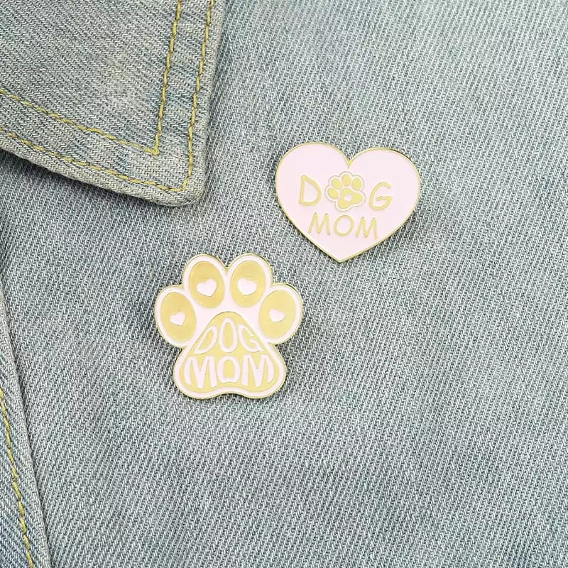 Dog Mom - Enamel Pin